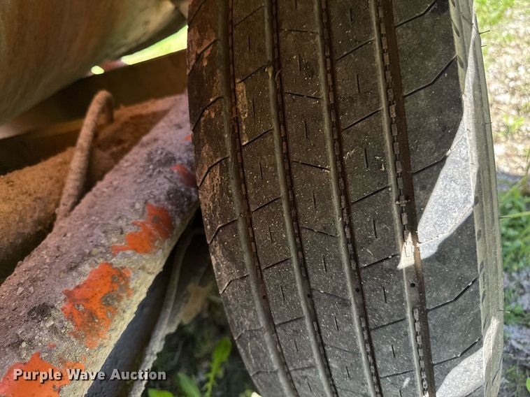 image for item DV2593 2013 Ring-O-Matic 550 vacuum excavator