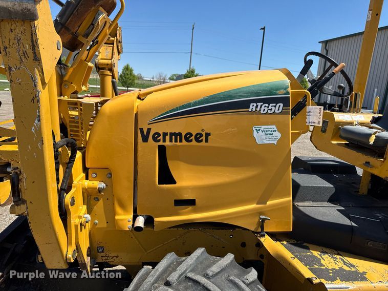 image for item DV2594 2007 Vermeer RT650 trencher
