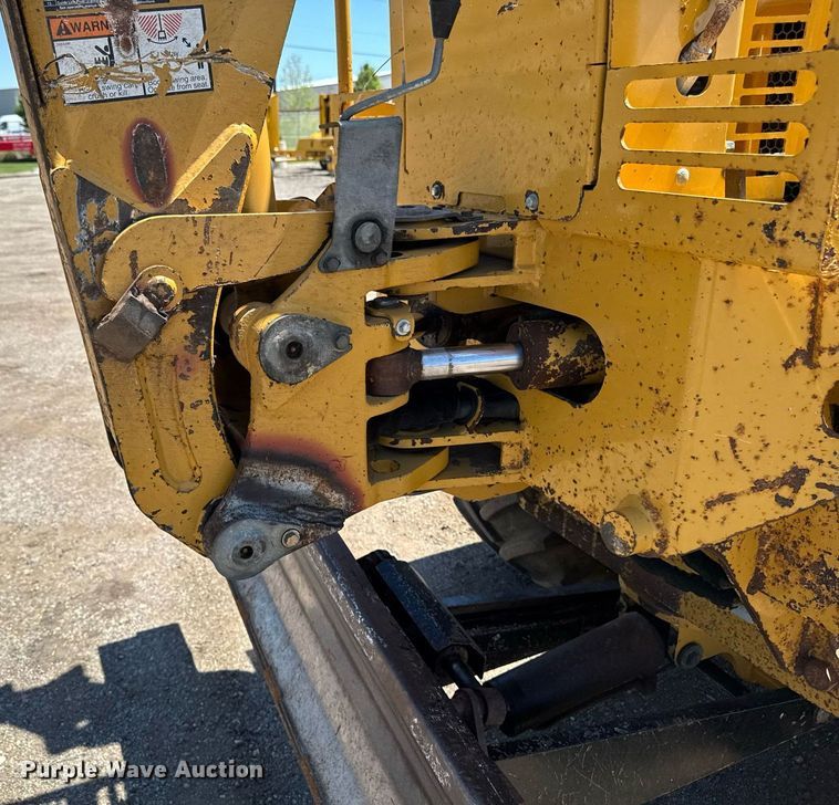 image for item DV2594 2007 Vermeer RT650 trencher