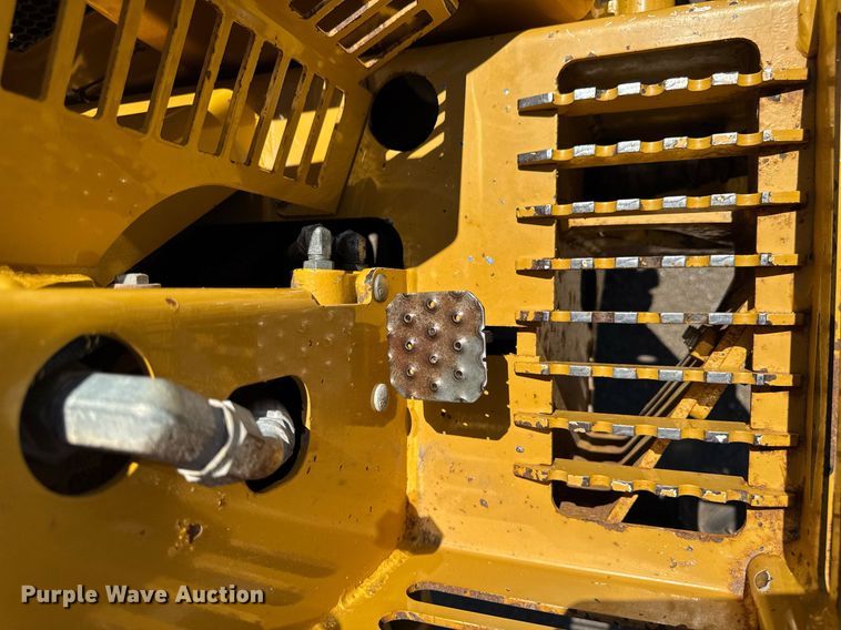 image for item DV2594 2007 Vermeer RT650 trencher