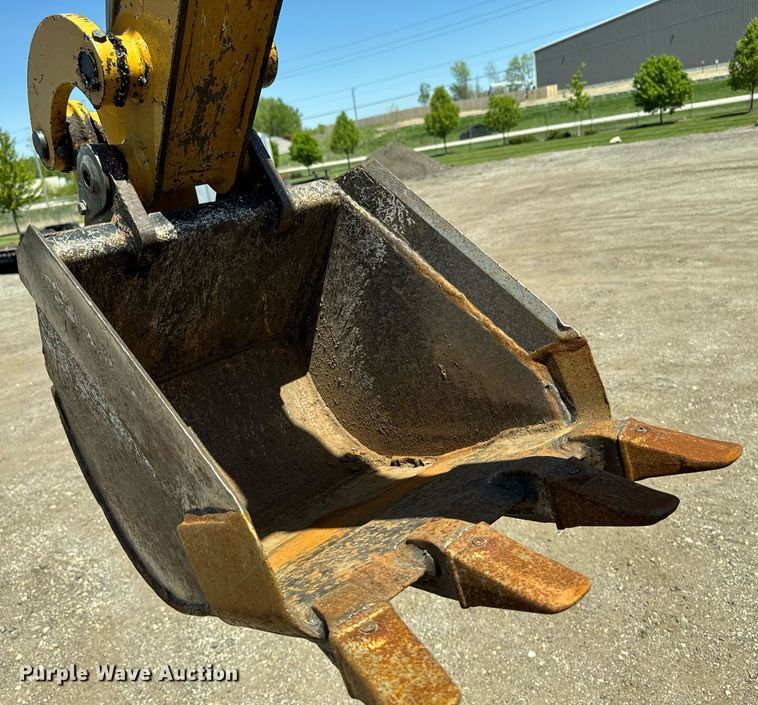 image for item DV2594 2007 Vermeer RT650 trencher