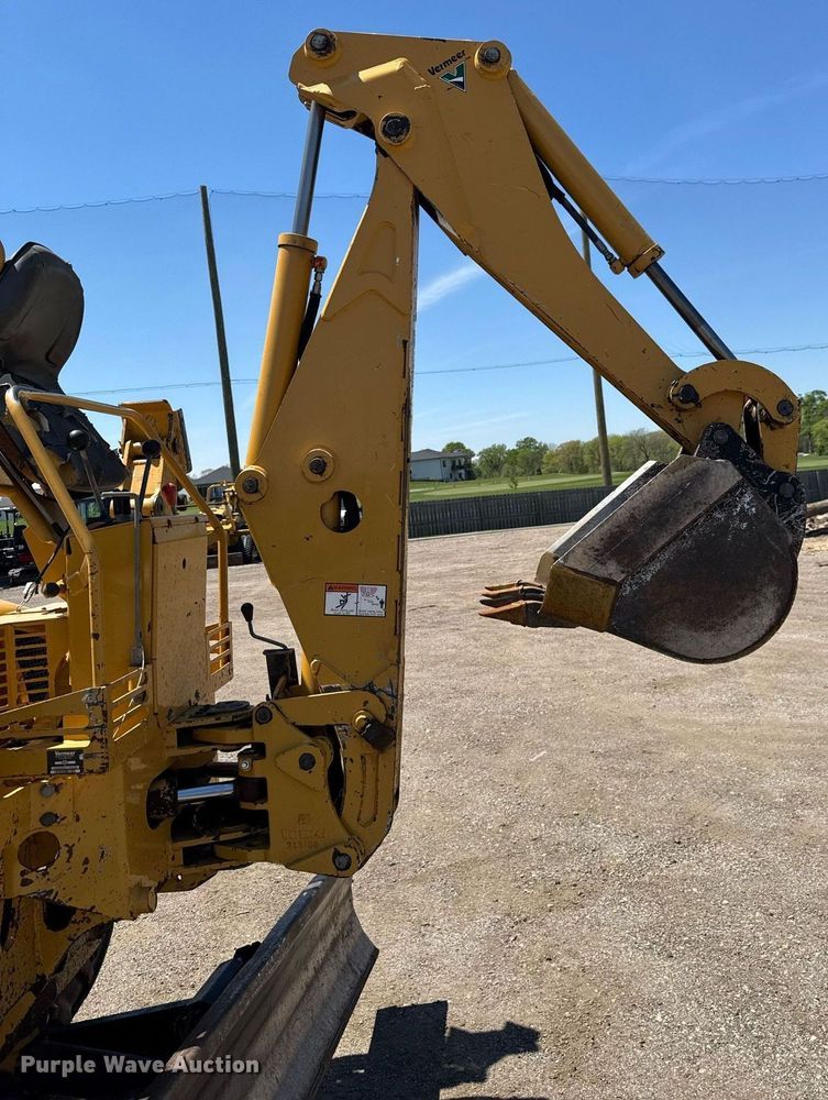 image for item DV2594 2007 Vermeer RT650 trencher