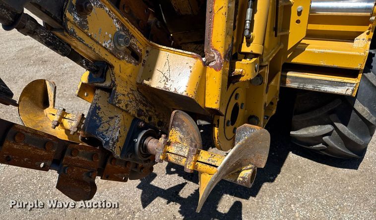 image for item DV2594 2007 Vermeer RT650 trencher