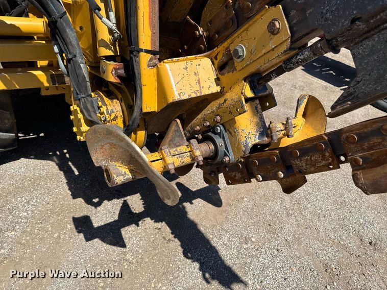 image for item DV2594 2007 Vermeer RT650 trencher