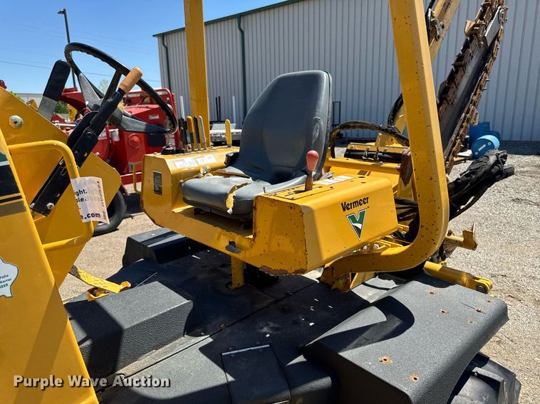 image for item DV2594 2007 Vermeer RT650 trencher