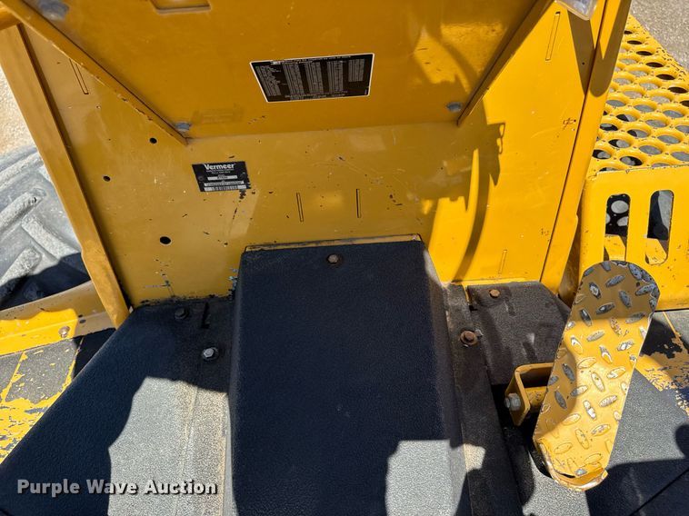 image for item DV2594 2007 Vermeer RT650 trencher