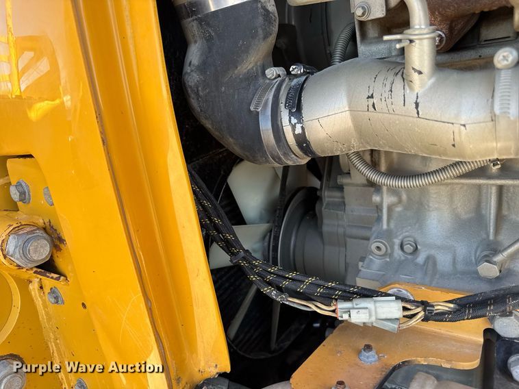 image for item DV2594 2007 Vermeer RT650 trencher