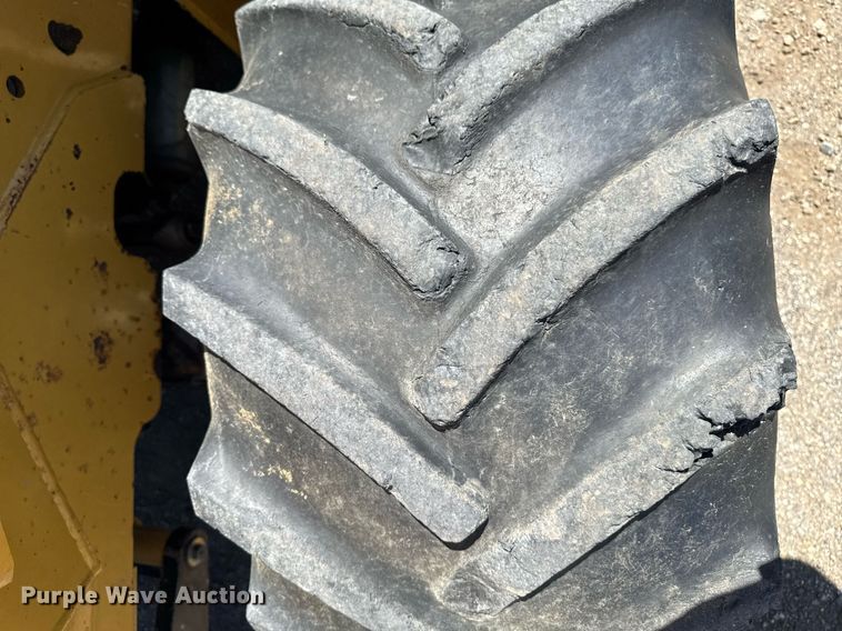 image for item DV2594 2007 Vermeer RT650 trencher