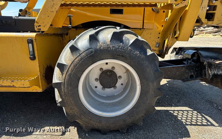 image for item DV2594 2007 Vermeer RT650 trencher