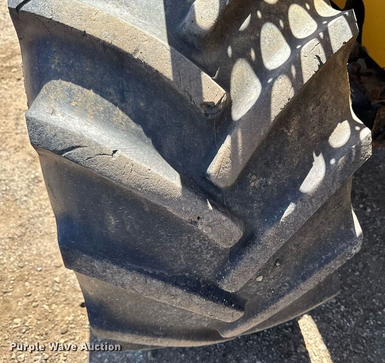 image for item DV2594 2007 Vermeer RT650 trencher