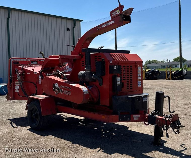 image for item DV2595 2021 Morbark LLC Eeger Beaver 1821 wood chipper