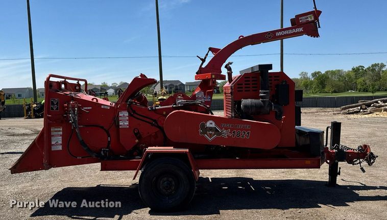 image for item DV2595 2021 Morbark LLC Eeger Beaver 1821 wood chipper