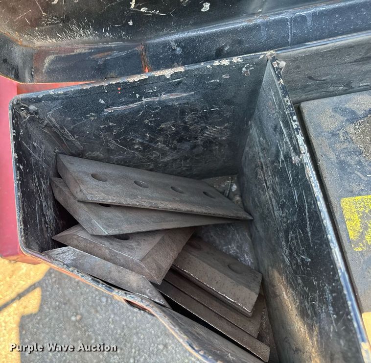 image for item DV2595 2021 Morbark LLC Eeger Beaver 1821 wood chipper