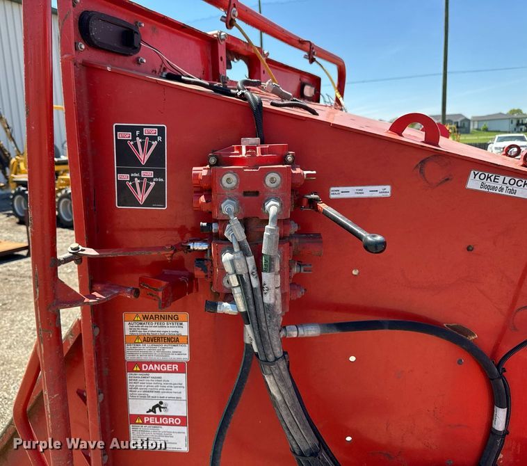 image for item DV2595 2021 Morbark LLC Eeger Beaver 1821 wood chipper