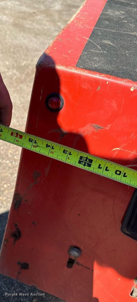 image for item DV2595 2021 Morbark LLC Eeger Beaver 1821 wood chipper