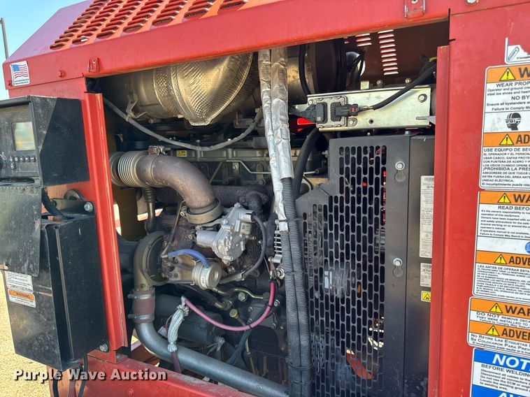 image for item DV2595 2021 Morbark LLC Eeger Beaver 1821 wood chipper