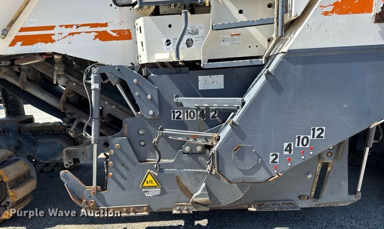 image for item DV2596 2011 Wirtgen W250 milling machine