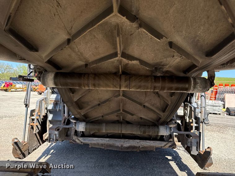 image for item DV2596 2011 Wirtgen W250 milling machine