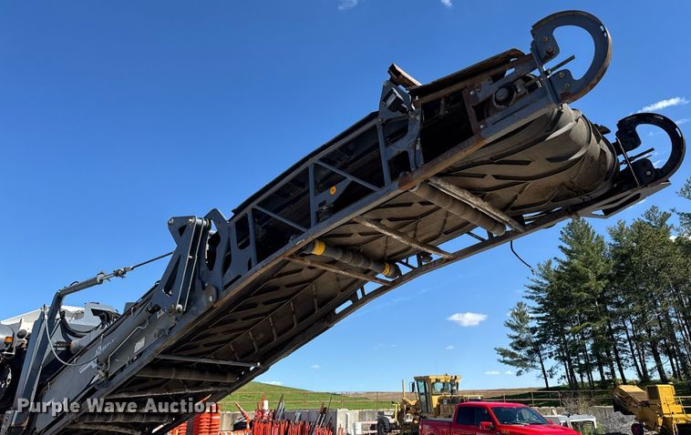 image for item DV2596 2011 Wirtgen W250 milling machine