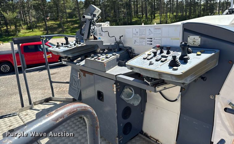 image for item DV2596 2011 Wirtgen W250 milling machine