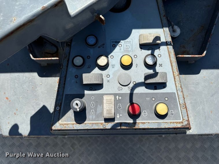 image for item DV2596 2011 Wirtgen W250 milling machine