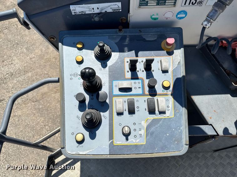 image for item DV2596 2011 Wirtgen W250 milling machine