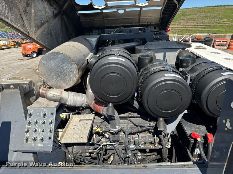 image for item DV2596 2011 Wirtgen W250 milling machine