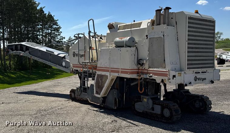 image for item DV2597 1997 Wirtgen 2000DC milling machine