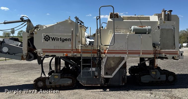 image for item DV2597 1997 Wirtgen 2000DC milling machine