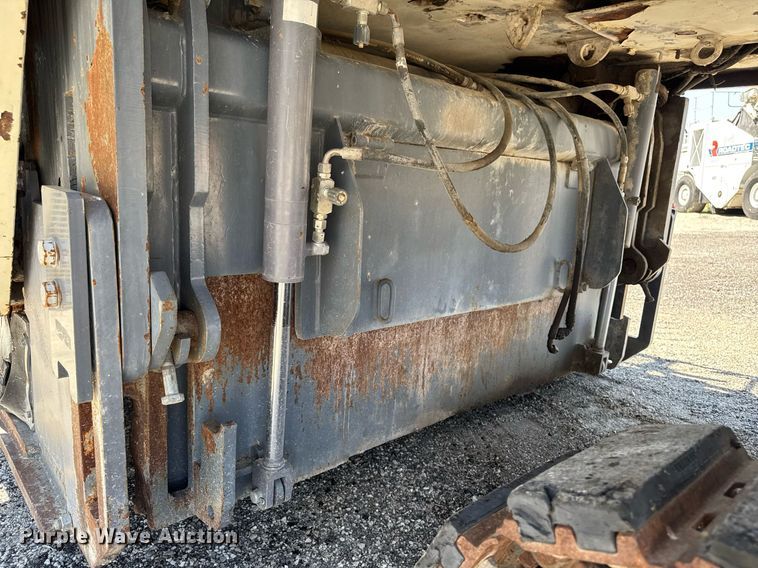 image for item DV2597 1997 Wirtgen 2000DC milling machine