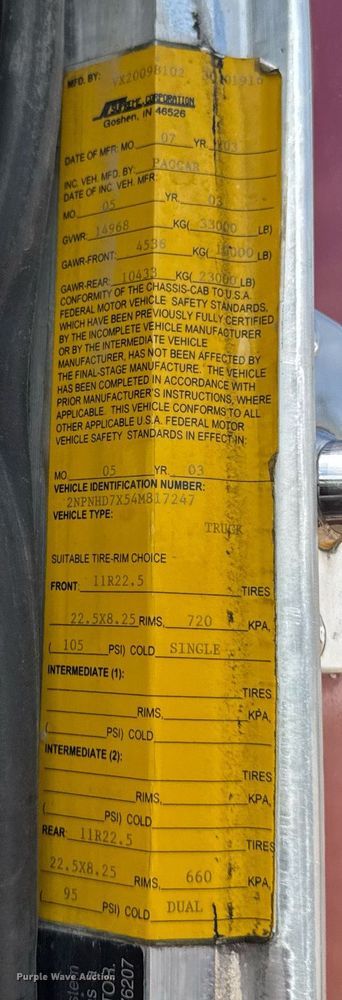 image for item DV2612 2004 Peterbilt 330 utility / service truck