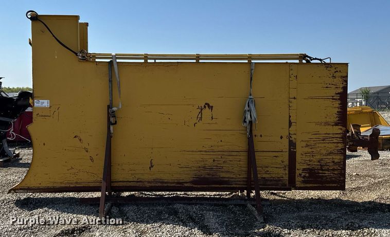 image for item DV2613 Trench box