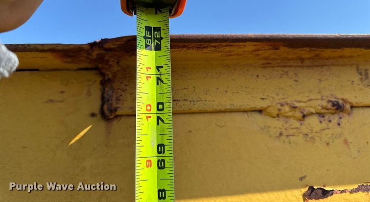 image for item DV2613 Trench box