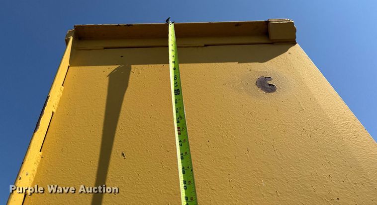 image for item DV2613 Trench box