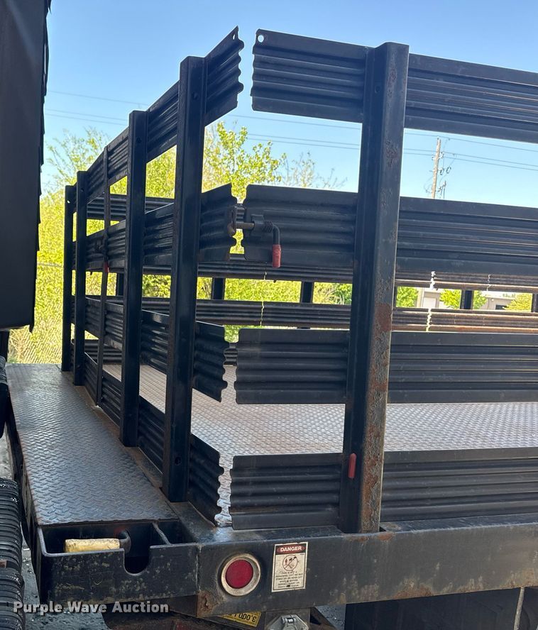 image for item DV2617 2012 Ford F550 Super Duty XL flatbed truck