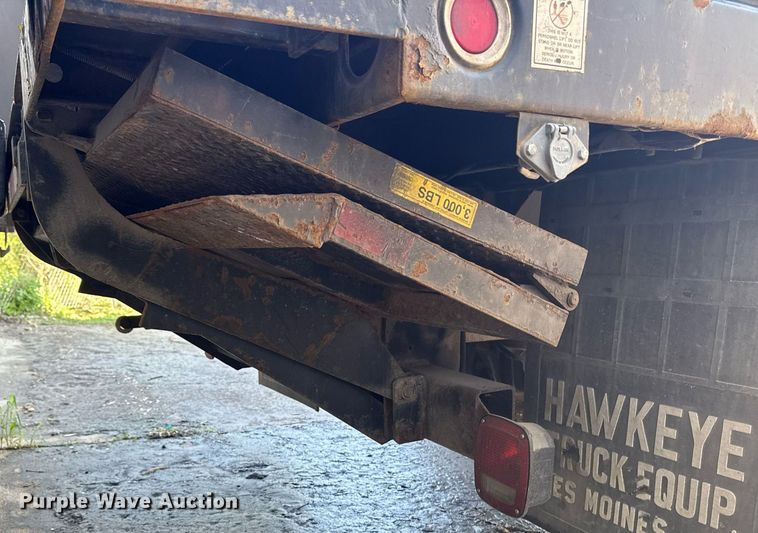 image for item DV2617 2012 Ford F550 Super Duty XL flatbed truck