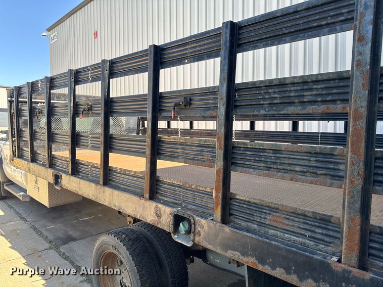 image for item DV2617 2012 Ford F550 Super Duty XL flatbed truck