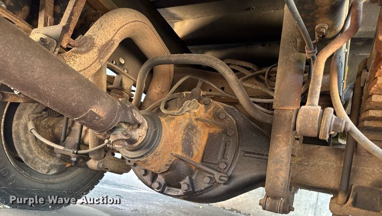 image for item DV2617 2012 Ford F550 Super Duty XL flatbed truck