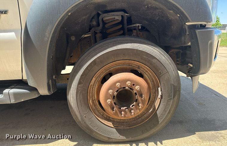 image for item DV2617 2012 Ford F550 Super Duty XL flatbed truck