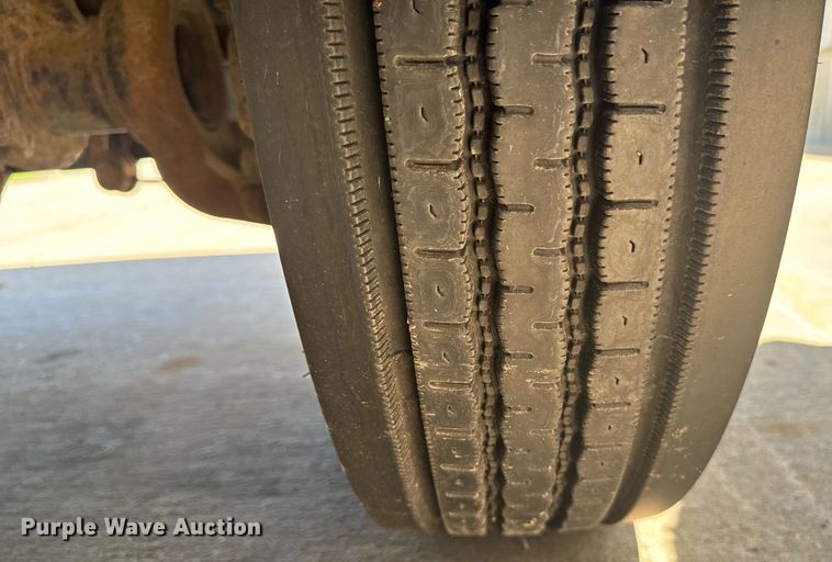 image for item DV2617 2012 Ford F550 Super Duty XL flatbed truck