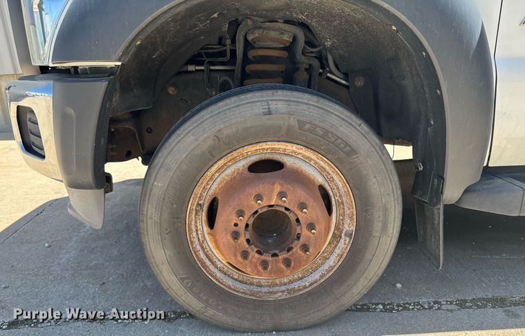 image for item DV2617 2012 Ford F550 Super Duty XL flatbed truck