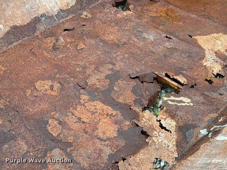 image for item DV4001 Wastequip roll-off container