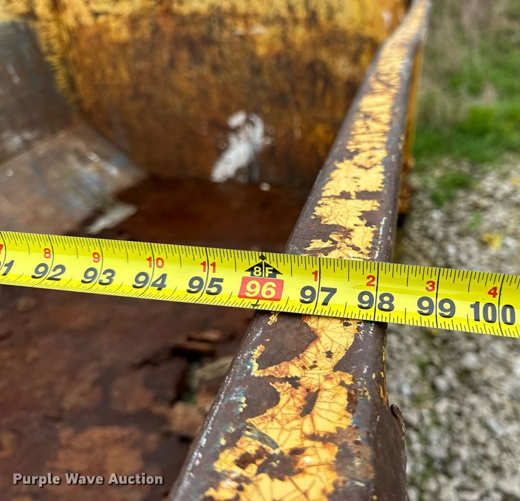 image for item DV4001 Wastequip roll-off container