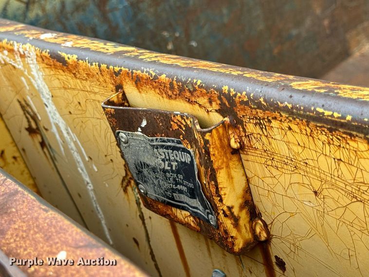 image for item DV4001 Wastequip roll-off container