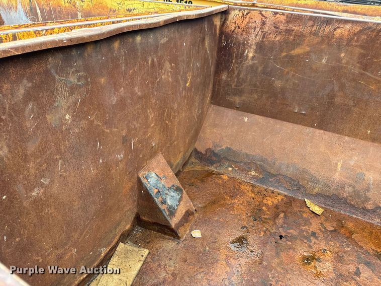 image for item DV4002 Wastequip roll-off container