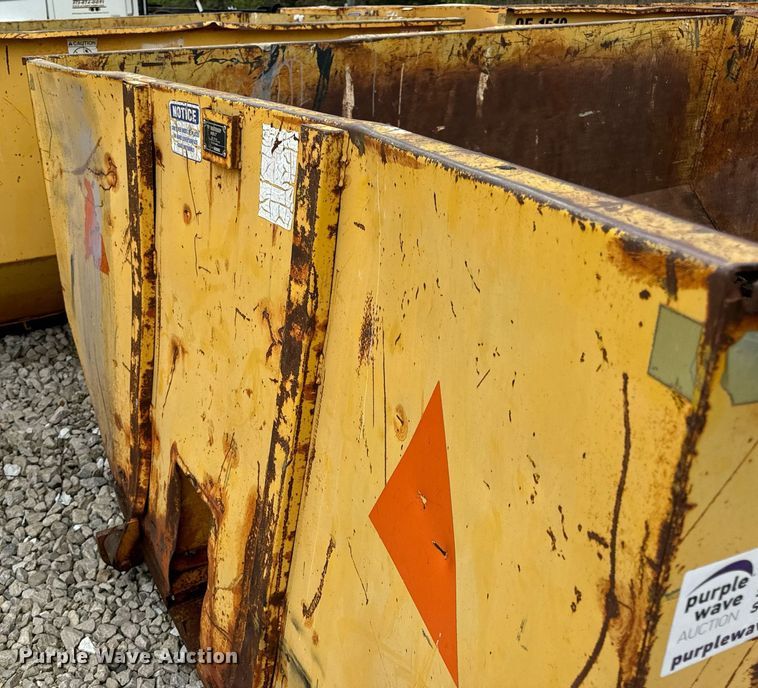 image for item DV4003 Wastequip roll-off container