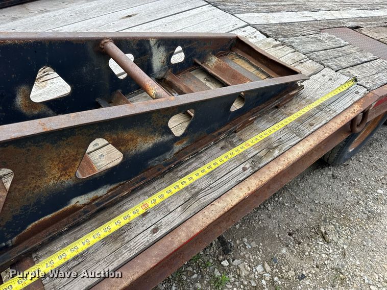 image for item DV4010 1998 Trail King equipment trailer