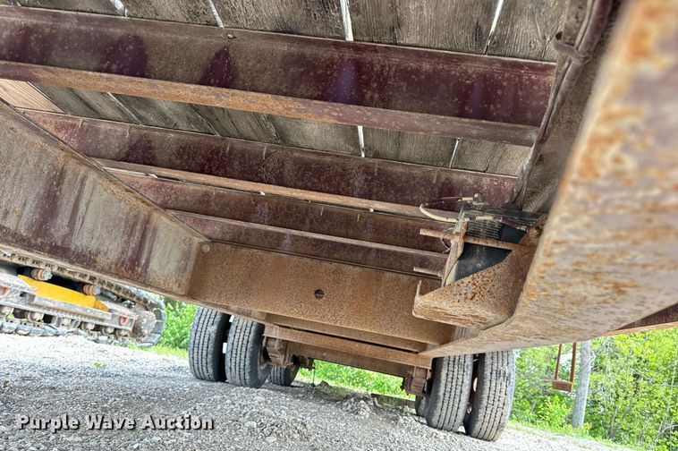 image for item DV4010 1998 Trail King equipment trailer