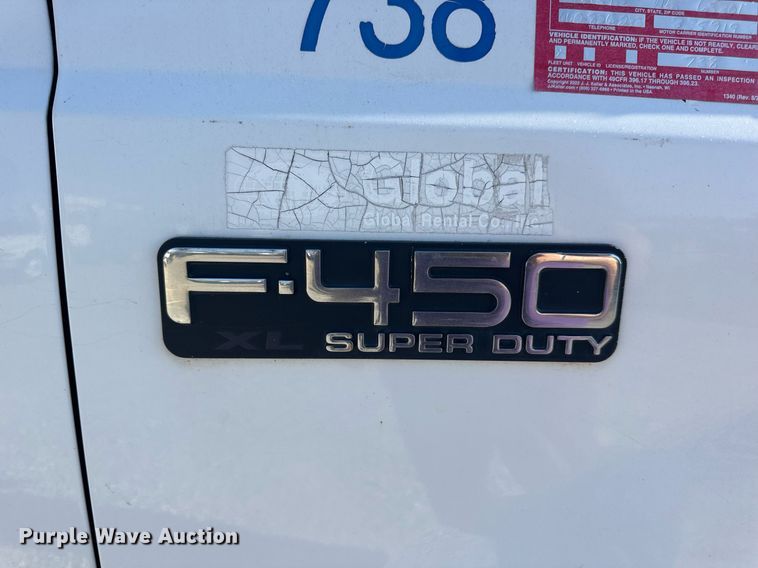 image for item DV4015 2004 Ford F450 Super Duty XL bucket truck