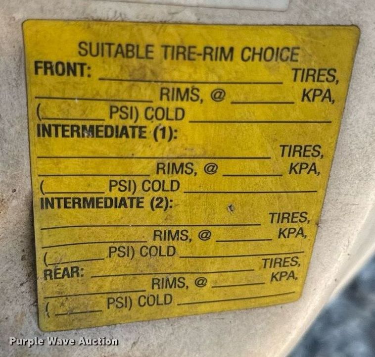 image for item DV4015 2004 Ford F450 Super Duty XL bucket truck